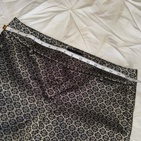 Ann Taylor Black and Gold Jacquard Pants Size 8 - Picture 9 of 11